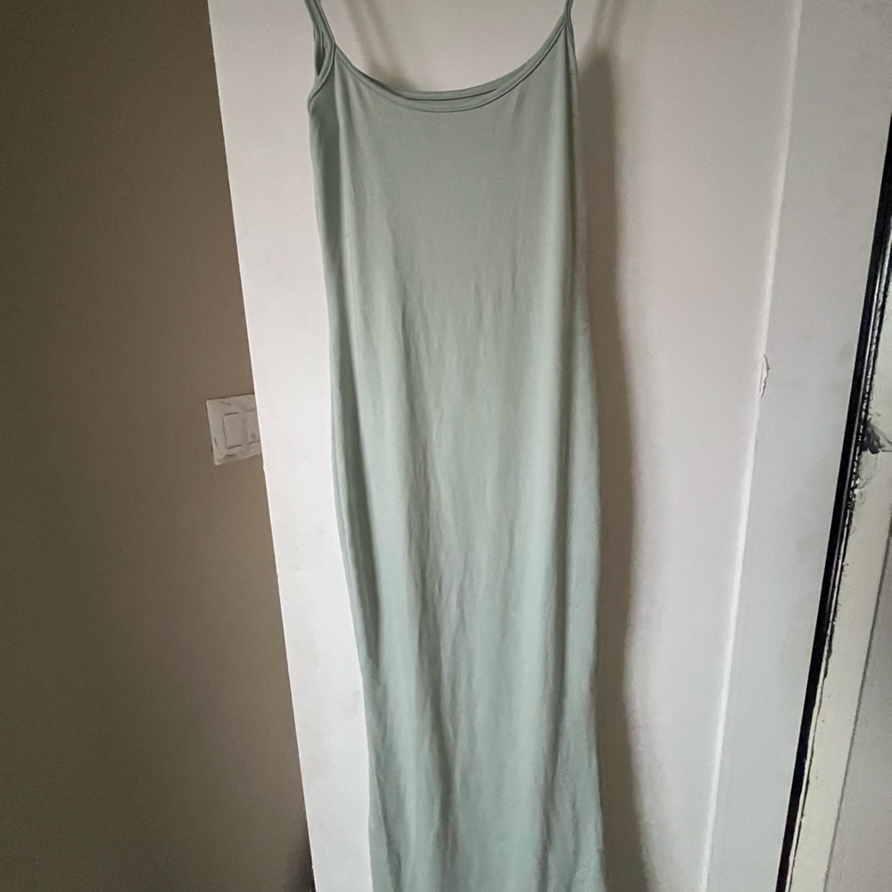 SHEIN Green Spaghetti Strap Sleeveless Maxi Dress